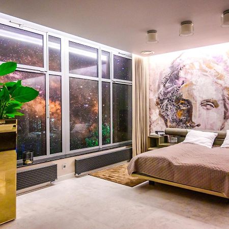 Pietryna Apartments Luxury - Sauna , Jacuzzi , Bezposrednio Przy Ul Piotrkowskiej Łódź Exterior foto