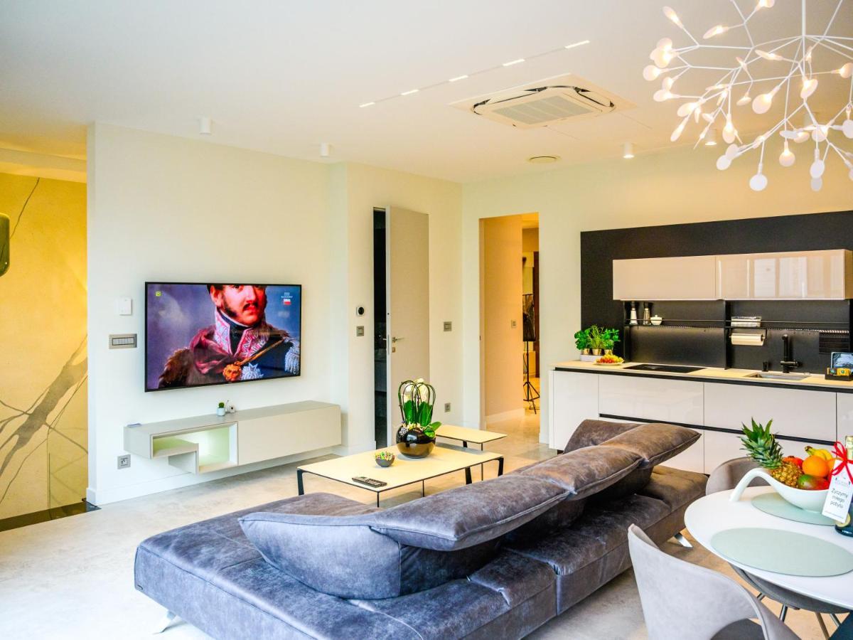 Pietryna Apartments Luxury - Sauna , Jacuzzi , Bezposrednio Przy Ul Piotrkowskiej Łódź Exterior foto